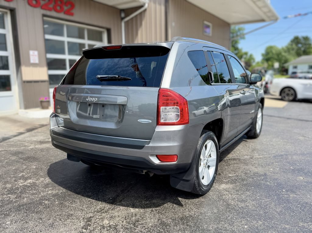 Used 2011 Jeep Compass Sport FWD image 8