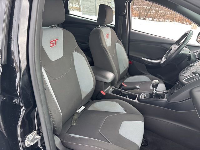 Used 2017 Ford Focus ST image 14