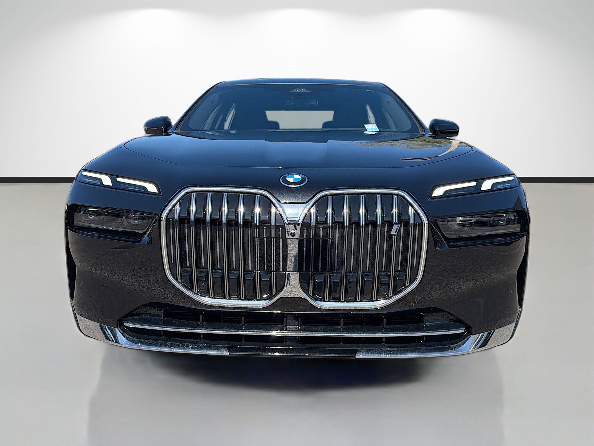 New 2026 BMW i7 eDrive50 w/ Premium Package RWD image 8