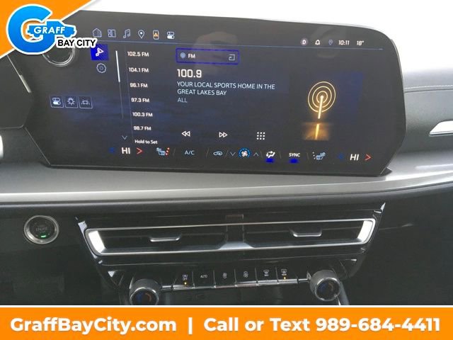 Used 2024 Chevrolet Traverse LT image 18