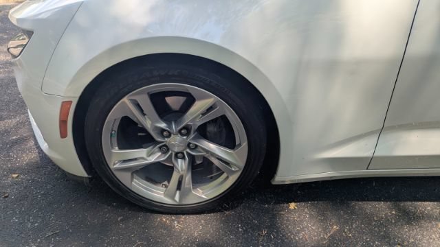 Used 2019 Chevrolet Camaro SS RWD image 9