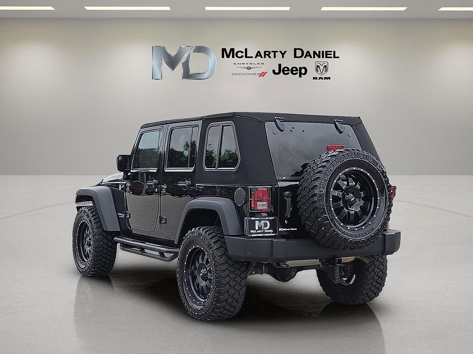 Used 2016 Jeep Wrangler Unlimited Sport w/ Quick Order Package 24S AWD/4WD image 4