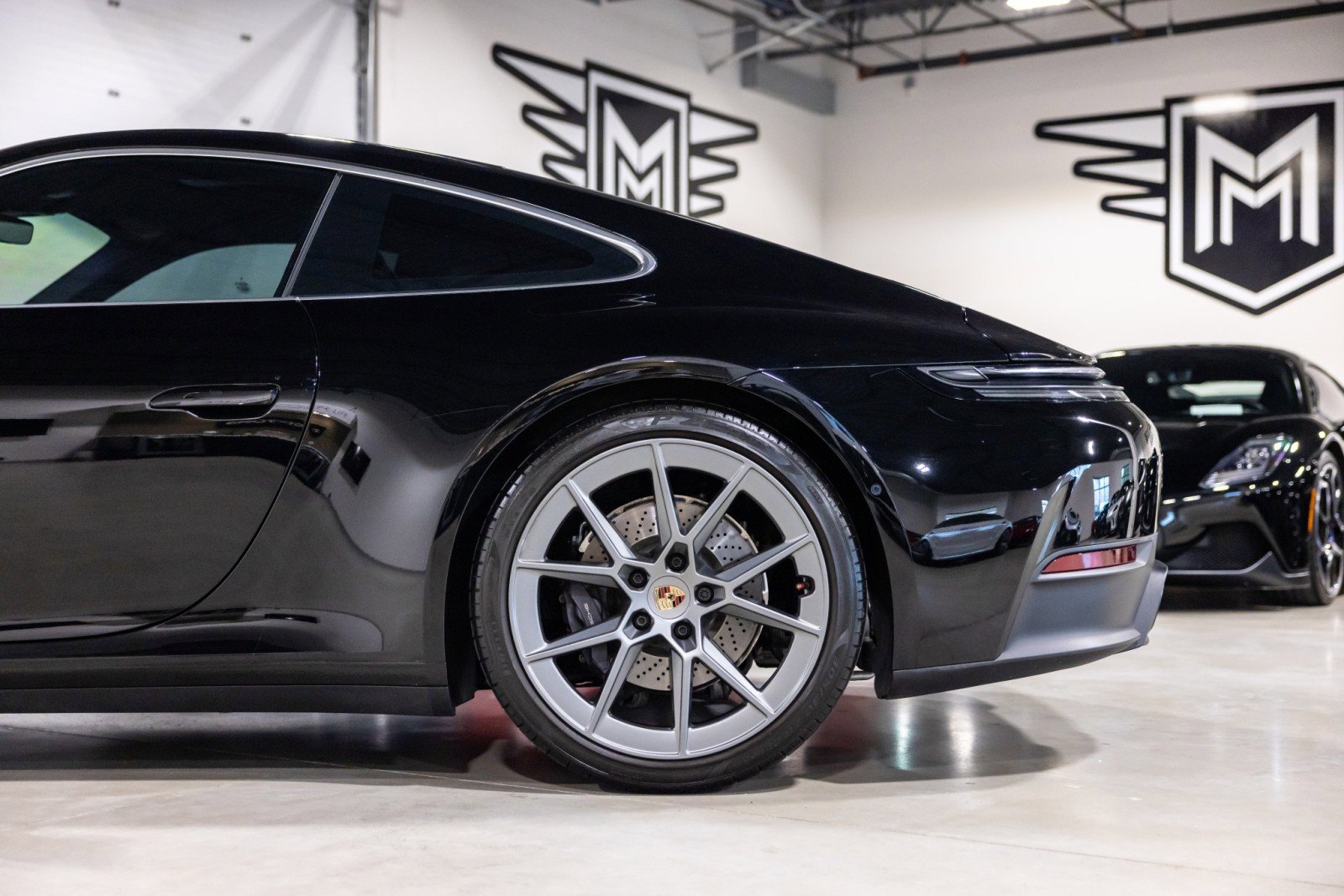 Used 2025 Porsche 911 Carrera RWD image 15