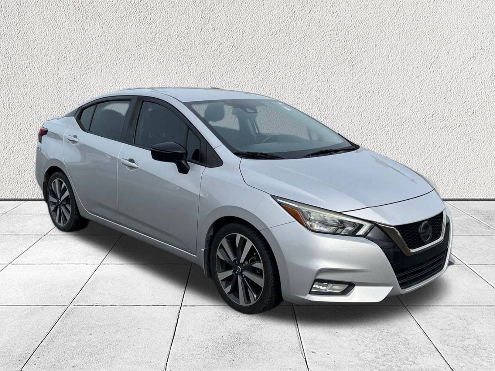 Used 2020 Nissan Versa SR image 1