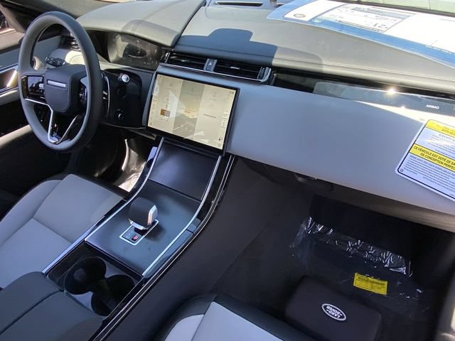 New 2026 Land Rover Range Rover Velar Dynamic SE AWD/4WD image 11