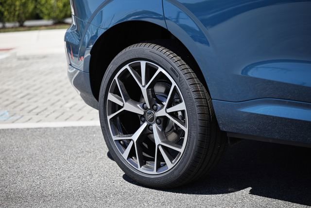 New 2026 Audi Q3 quattro 2.0T AWD/4WD image 5