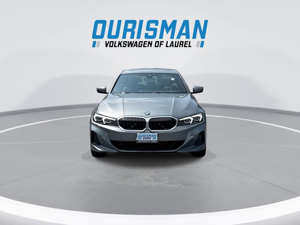 Used 2023 BMW 330i xDrive Sedan w/ Premium Package AWD/4WD image 3
