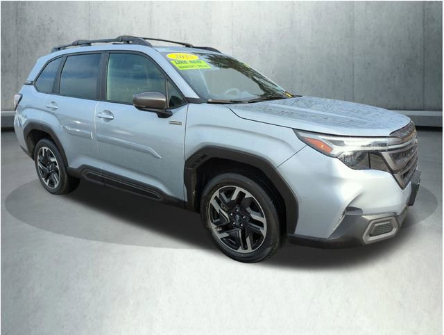 Used 2025 Subaru Forester Limited image 7