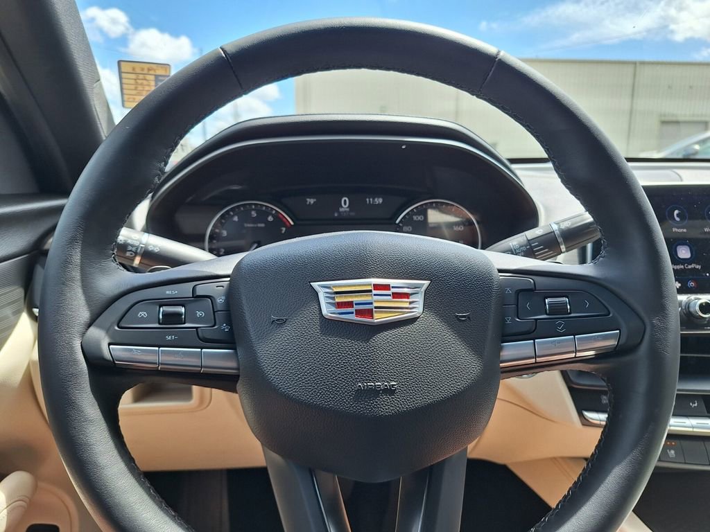Used 2025 Cadillac CT4 Premium Luxury RWD image 17