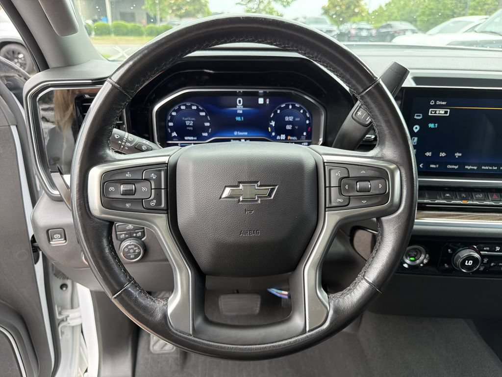 Used 2022 Chevrolet Silverado 1500 RST AWD/4WD image 23