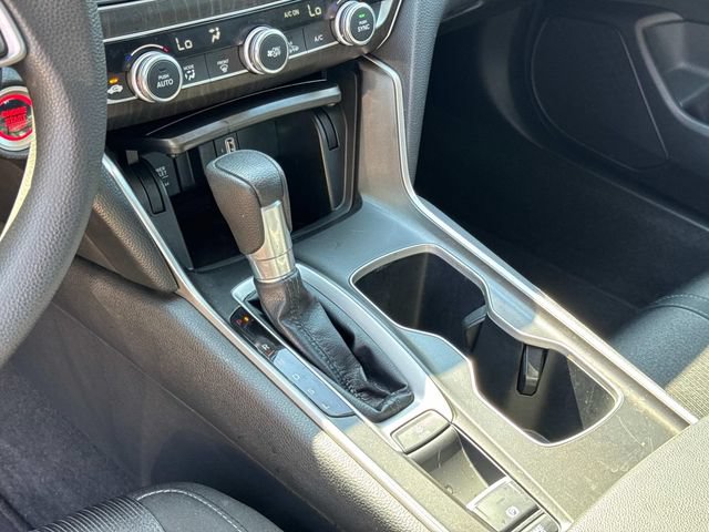 Used 2019 Honda Accord EX image 32