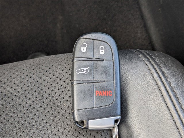 Certified 2019 Jeep Grand Cherokee Laredo w/ Laredo X Package image 27
