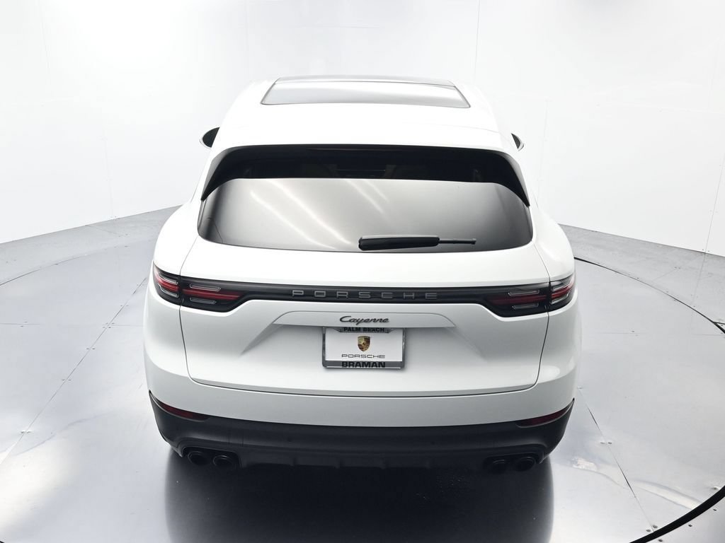 Certified 2023 Porsche Cayenne Platinum Edition AWD/4WD image 38