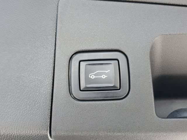 Certified 2023 Cadillac XT5 Sportv w/ Technology Package AWD/4WD image 11