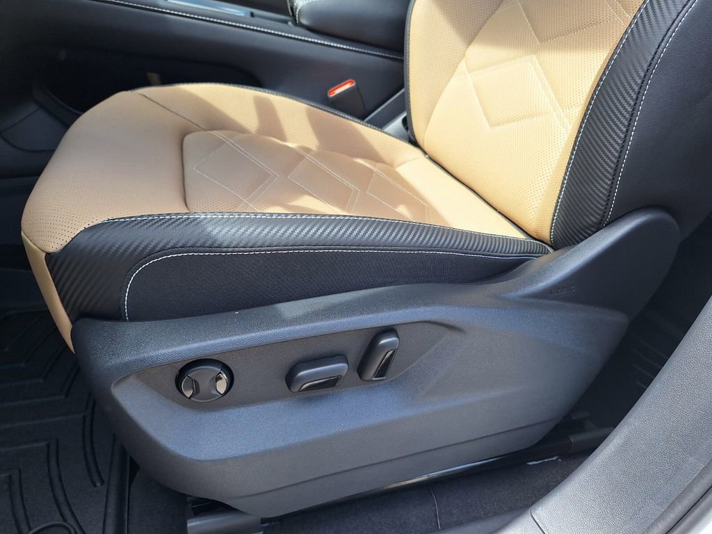 New 2026 Volkswagen Atlas Cross Sport SE image 10