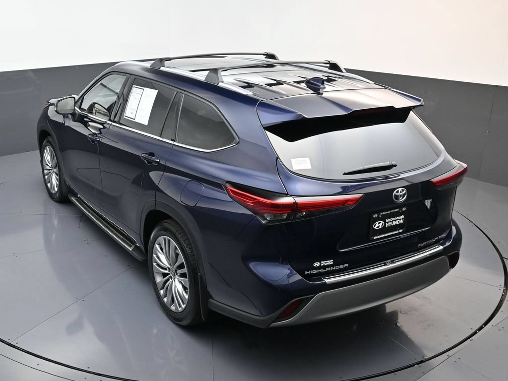 Used 2022 Toyota Highlander Platinum AWD/4WD image 18