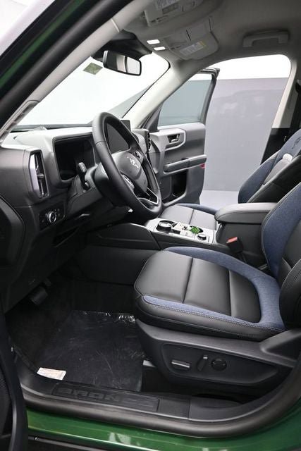 New 2025 Ford Bronco Sport Outer Banks w/ Outer Banks Tech Package+ image 17