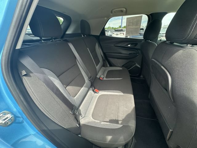 Used 2025 Chevrolet TrailBlazer LT AWD/4WD image 29