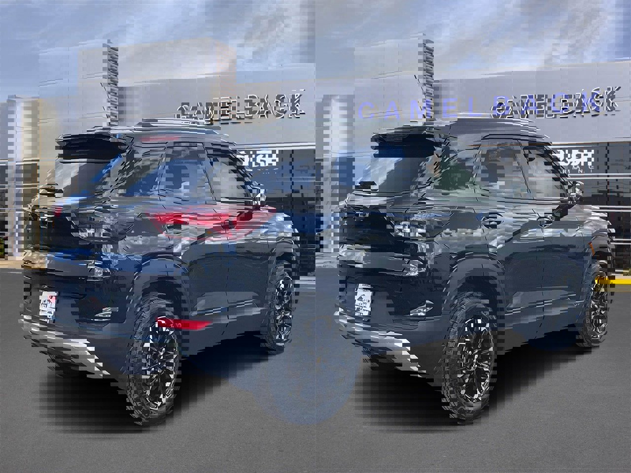 Used 2022 Chevrolet TrailBlazer LT w/ LPO, Blackout Package image 5