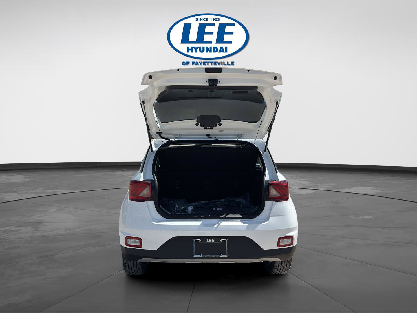 New 2026 Hyundai Venue SEL FWD image 9