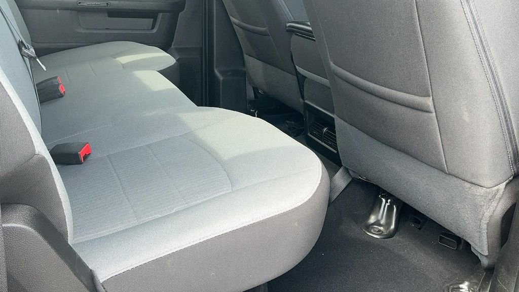 Used 2022 RAM 1500 Classic SLT image 17