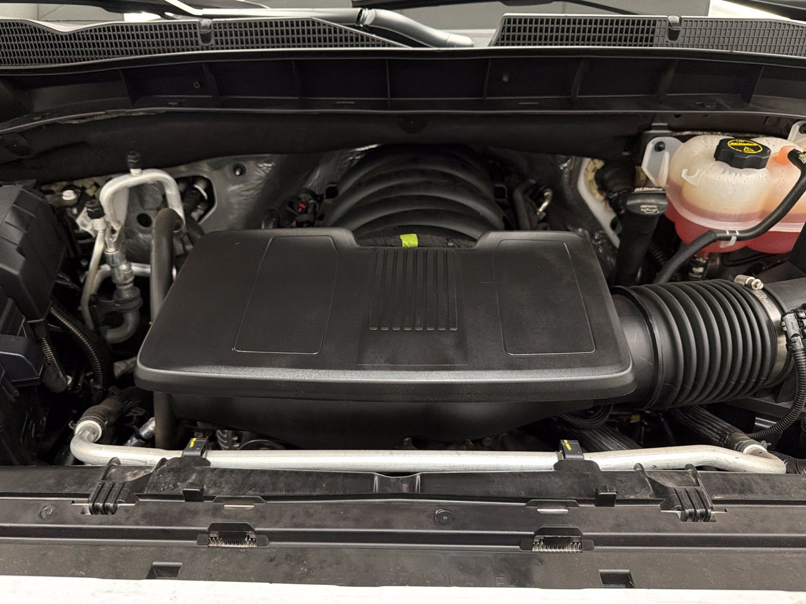 Used 2025 GMC Sierra 1500 Elevation w/ Preferred Package RWD image 39