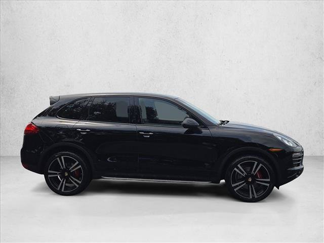 Used 2013 Porsche Cayenne AWD/4WD image 4