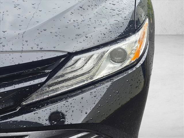 Used 2019 Toyota Camry XLE video 4