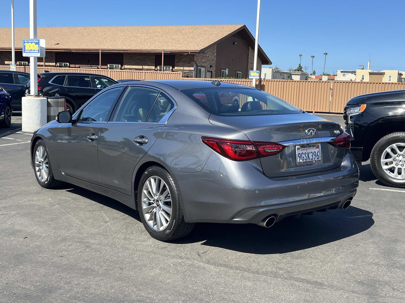 Used 2023 INFINITI Q50 Luxe RWD image 3