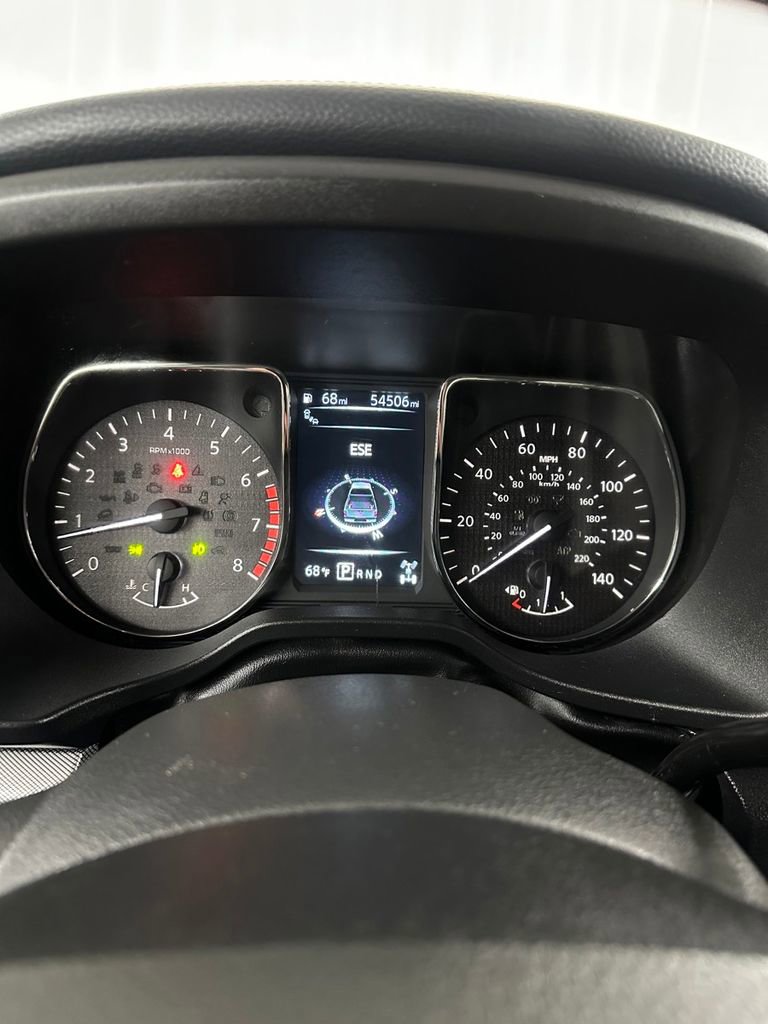 Used 2018 Nissan Titan S AWD/4WD image 20