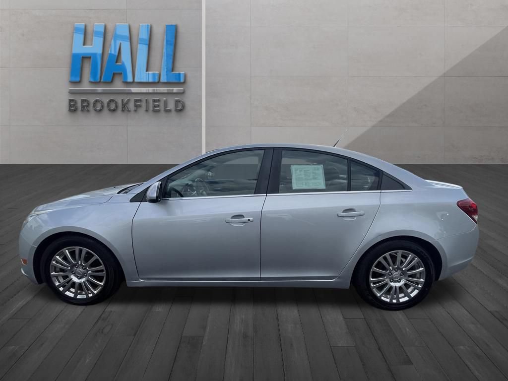Used 2012 Chevrolet Cruze Eco FWD image 2