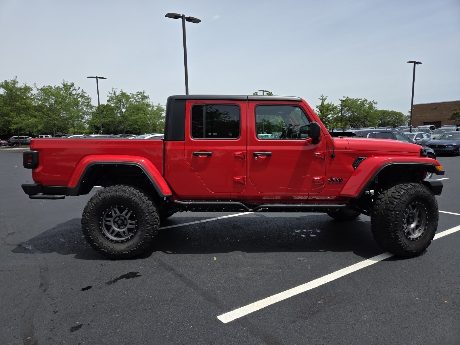 Used 2022 Jeep Gladiator Sport AWD/4WD image 22
