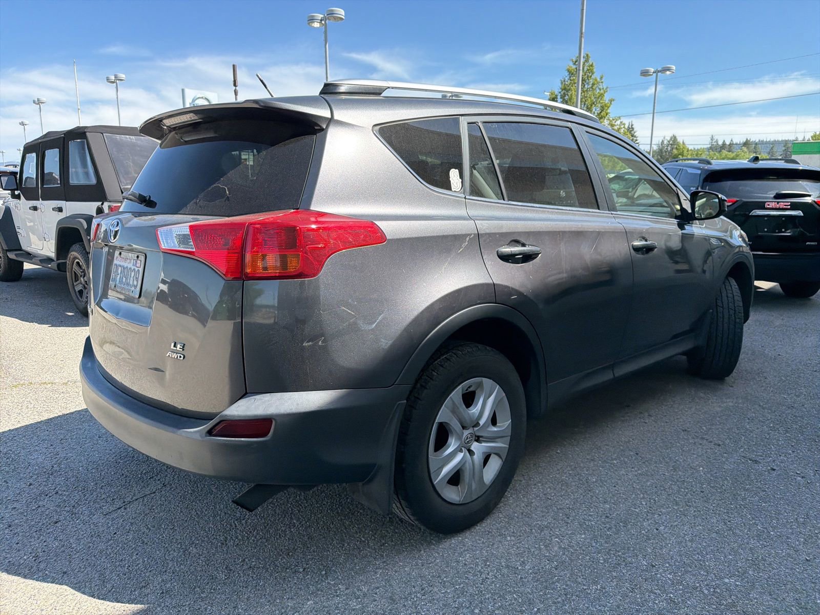 Used 2014 Toyota RAV4 LE w/ Preferred Accessory Package AWD/4WD image 5
