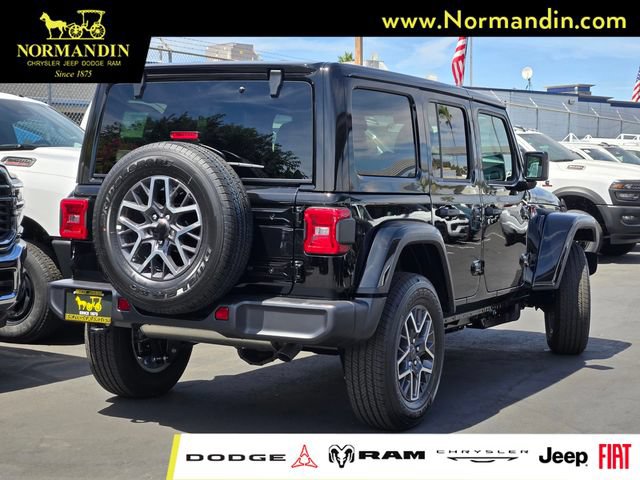 New 2026 Jeep Wrangler Unlimited Sahara AWD/4WD image 3
