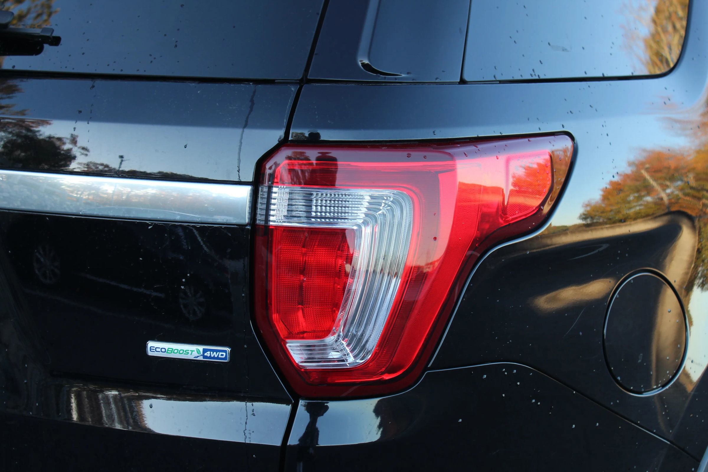 Used 2016 Ford Explorer Platinum image 49