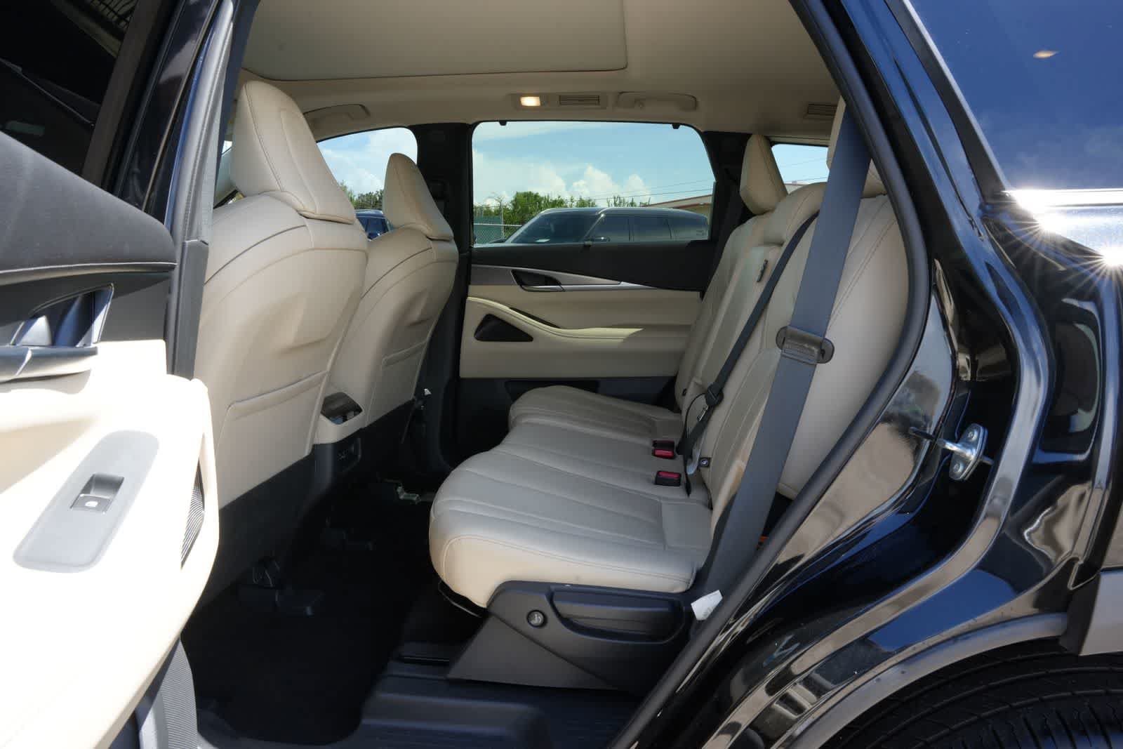Certified 2024 INFINITI QX60 Luxe FWD image 19