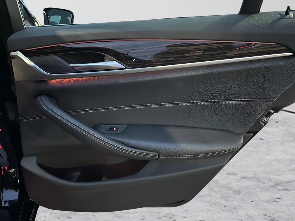 Used 2018 BMW 540i xDrive 540i xDrive image 26