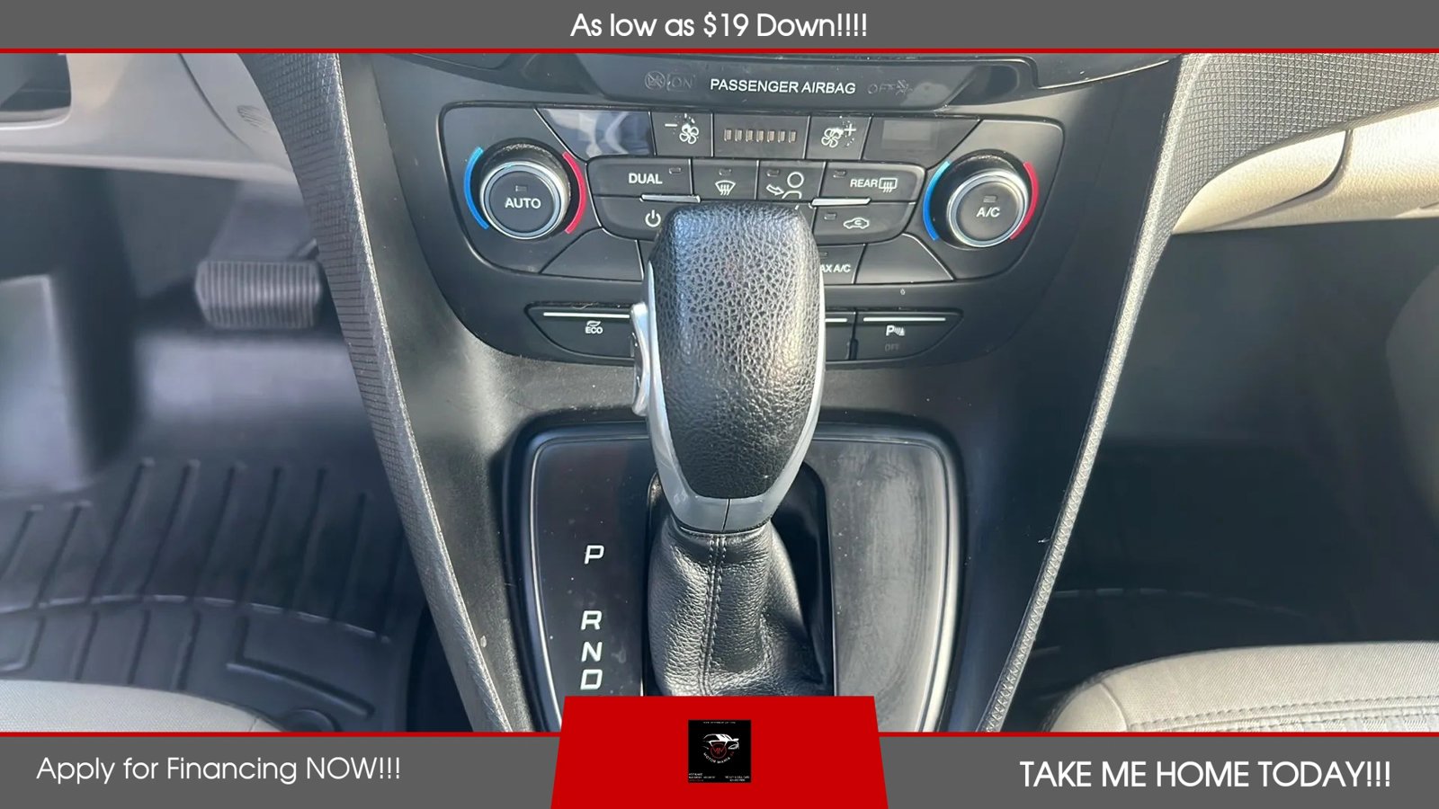 Used 2019 Ford Transit Connect XLT FWD image 18