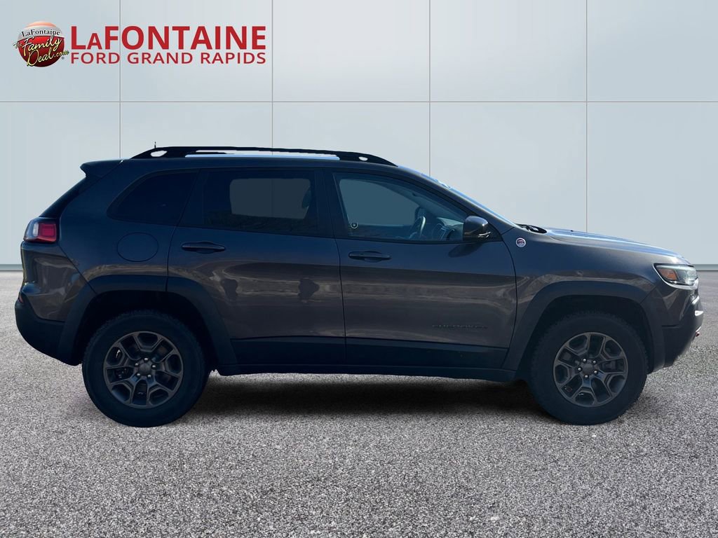 Used 2022 Jeep Cherokee Trailhawk w/ Trailer Tow Group image 8