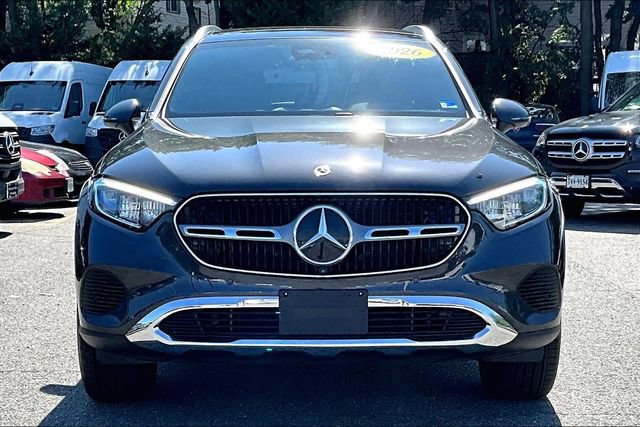 Used 2026 Mercedes-Benz GLC 300 4MATIC image 2