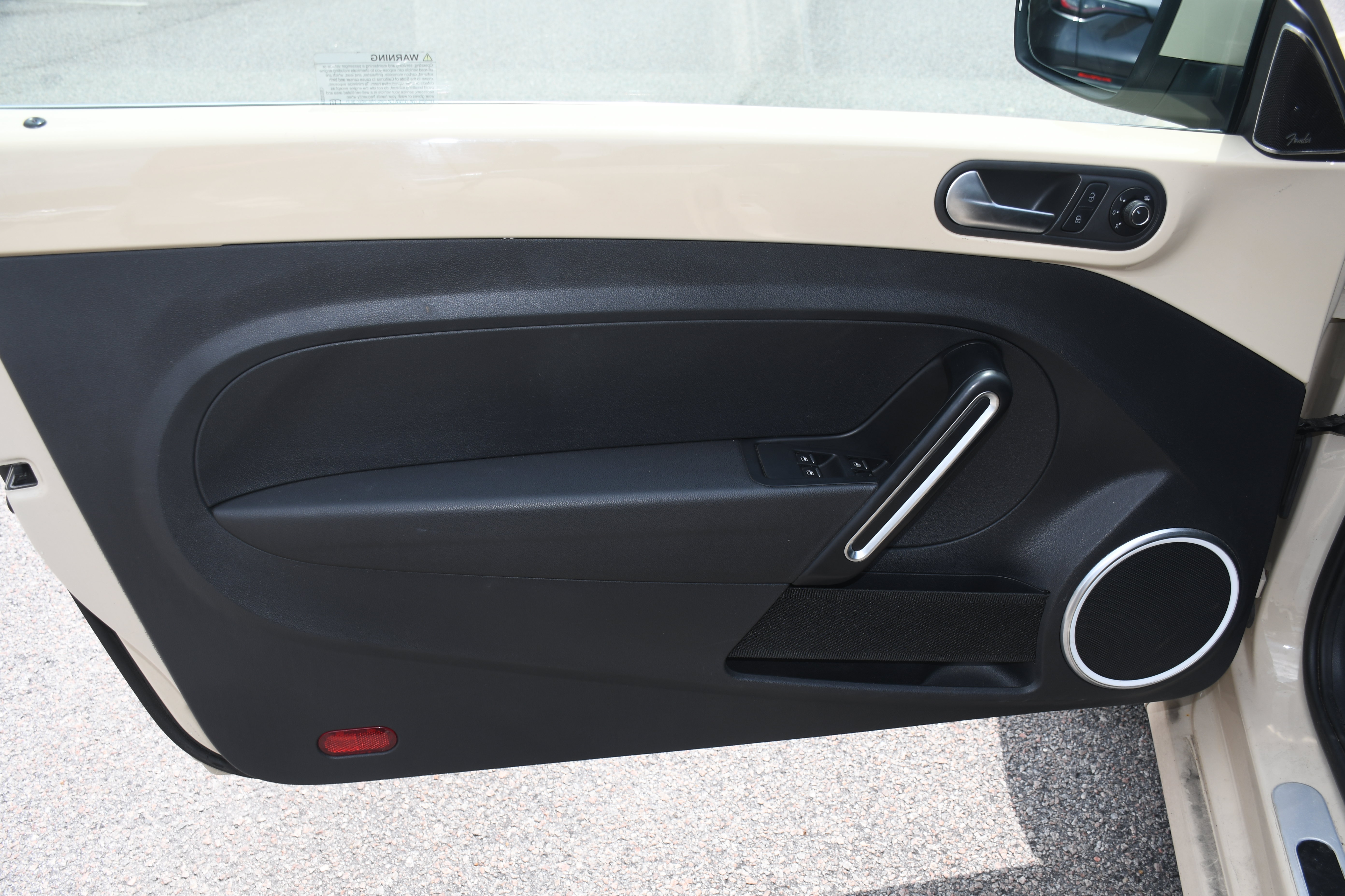 Used 2019 Volkswagen Beetle 2.0T Final Edition SEL FWD image 11