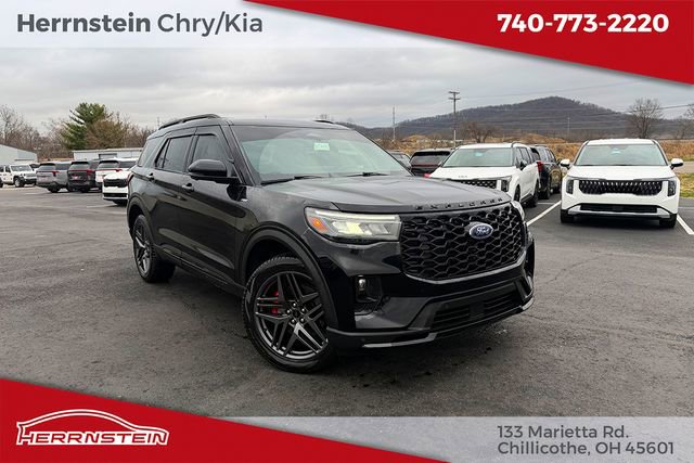 Used 2025 Ford Explorer ST-Line w/ Premium Package
