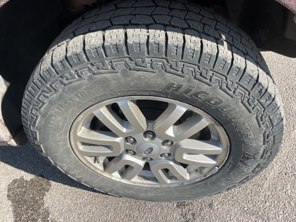 Used 2012 Ford Expedition EL Limited image 12