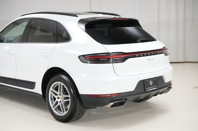 Used 2020 Porsche Macan image 24