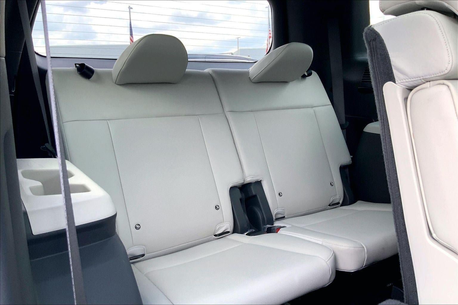 Used 2024 Hyundai Santa Fe Limited FWD image 21