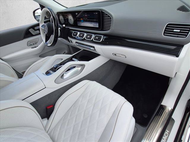 Used 2026 Mercedes-Benz Maybach GLS 600 4MATIC image 21