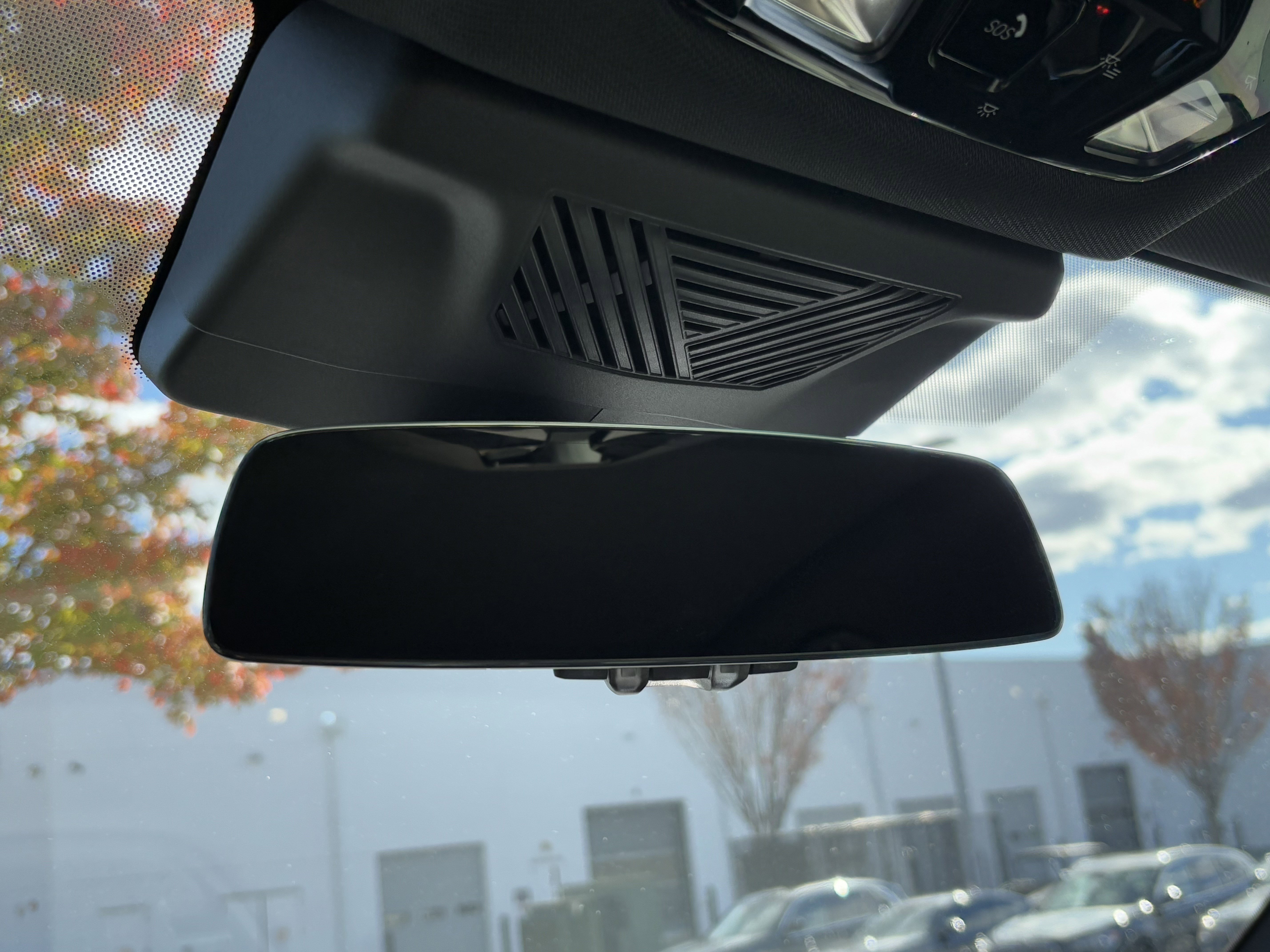 Certified 2025 BMW X1 xDrive28i w/ Convenience Package image 27