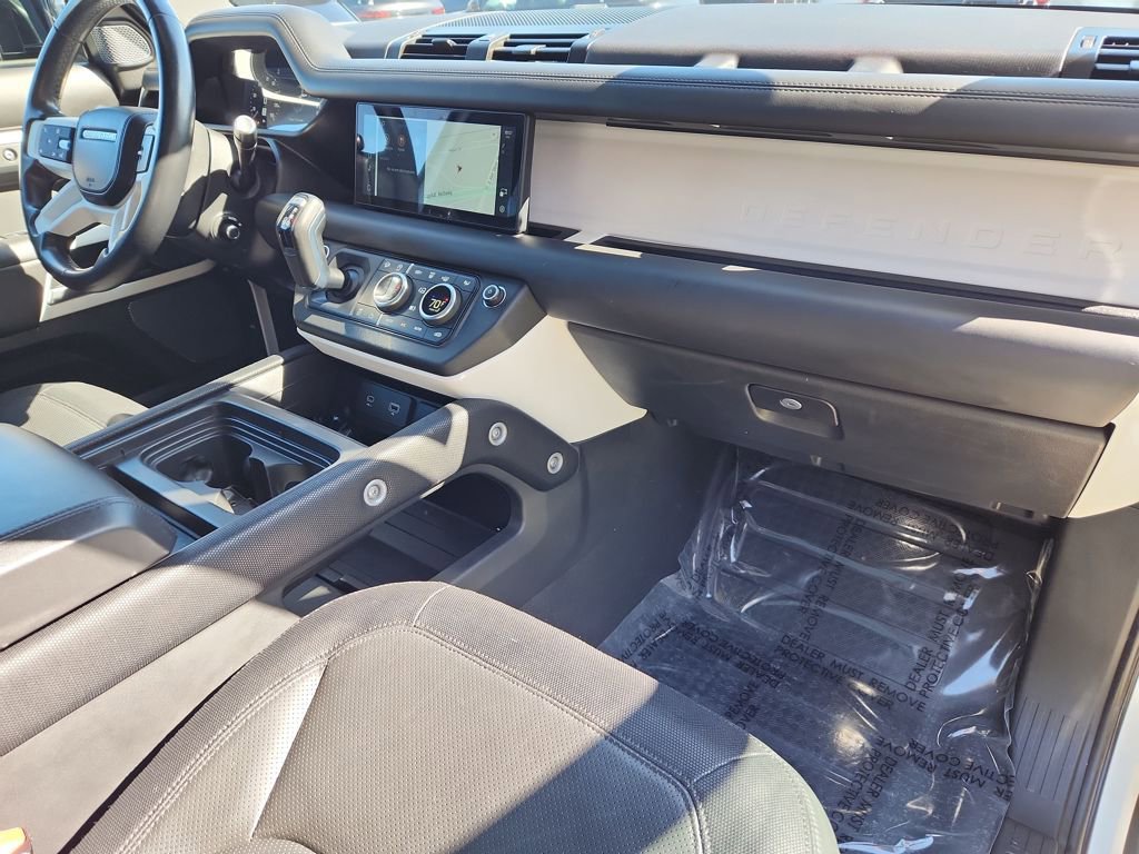 Used 2022 Land Rover Defender 110 X-Dynamic HSE image 26