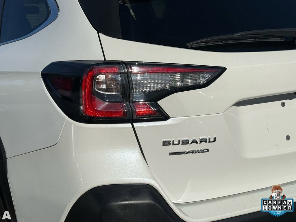 Used 2023 Subaru Outback Premium image 9