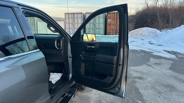 Used 2022 Chevrolet Silverado 1500 LTZ image 43